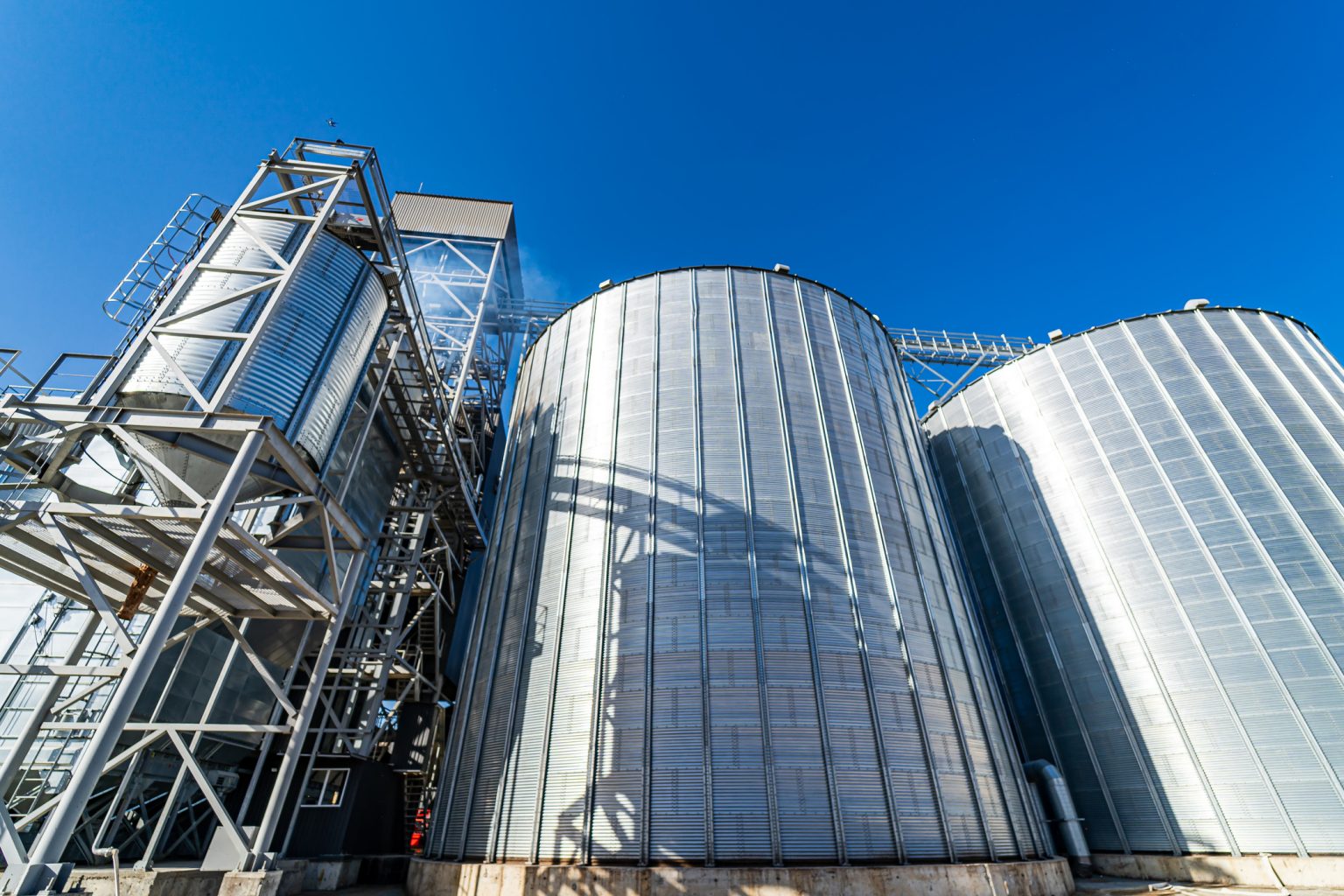 6 Ways to Improve Feed Mill Efficiency | APEC USA